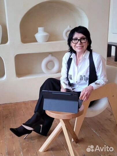 Помощник управляющего - администратор