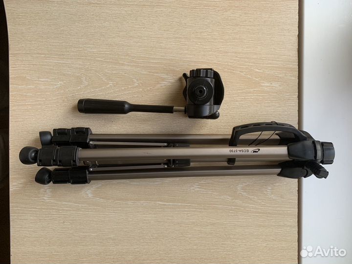 Штатив для камеры Sоny DCR-DVD610