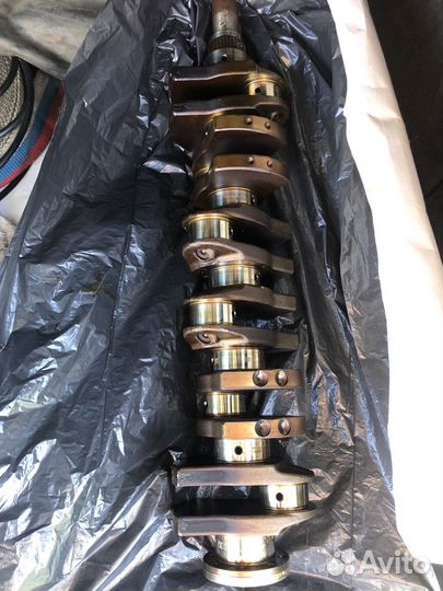 Двигатель 2JZ-GE в разборе