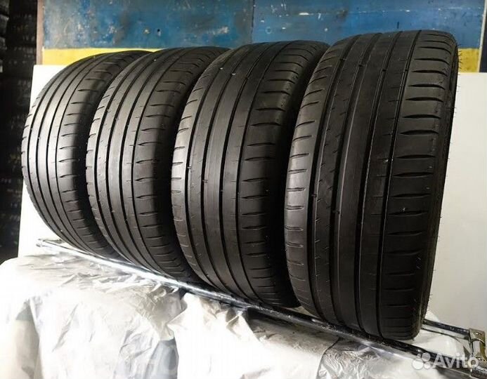 Michelin Pilot Sport 4 235/50 R20