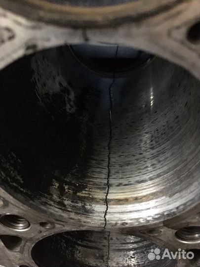 Фольксваген 2.5 BAC блок цилиндров