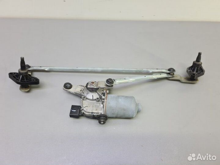 Моторчик трапеции дворников (стеклоочистителя)