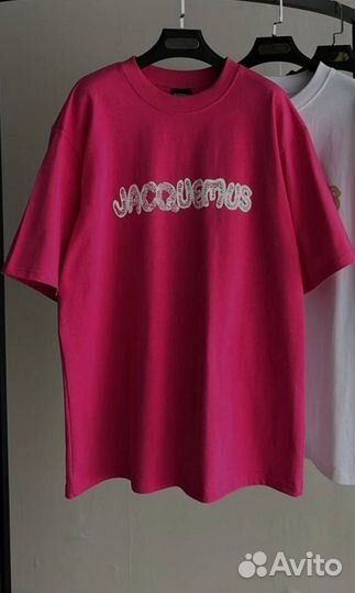Розовая футболка Jacquemus