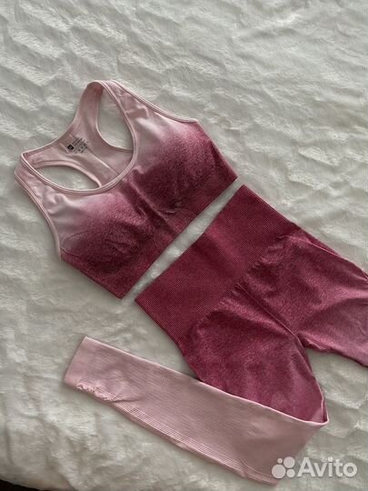 Костюм для фитнеса 3 в 1