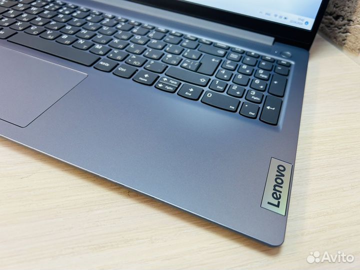 Новый мощный 2024г Lenovo 6 ядер i3-1305U/8/SSD256