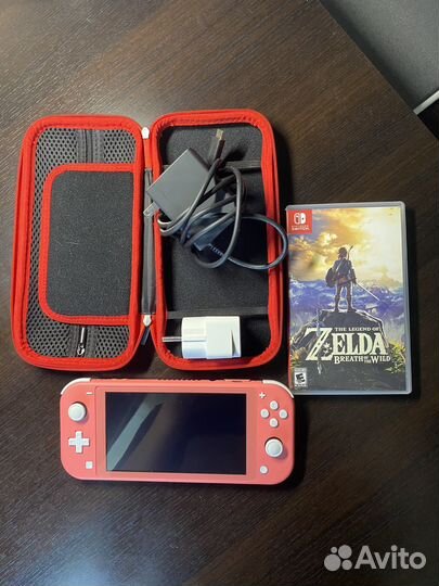 Nintendo Switch Lite + Zelda Breath of the wild