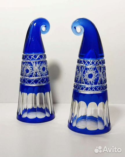 Пара хрустальных бокалов-рог дхз