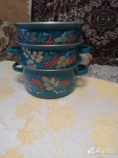 Кастрюли и салатники элалированные