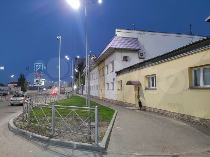 Офис, 1050.4 м²