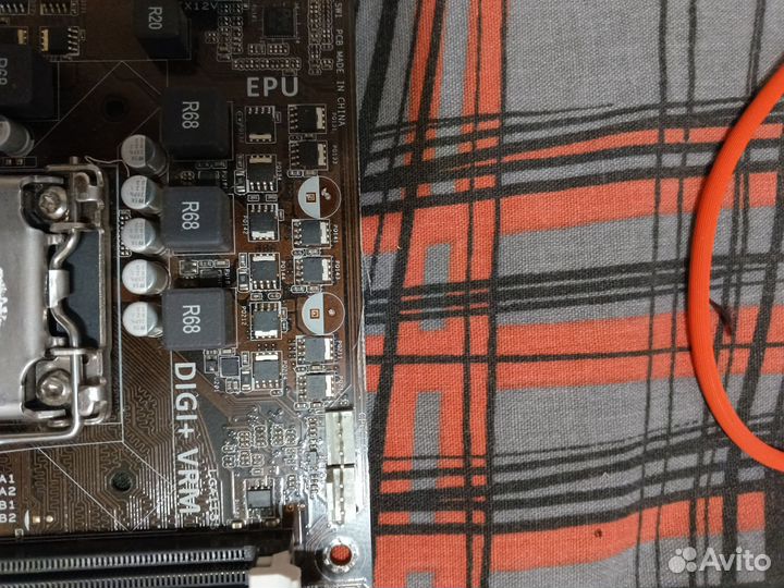 Материнская плата 1155