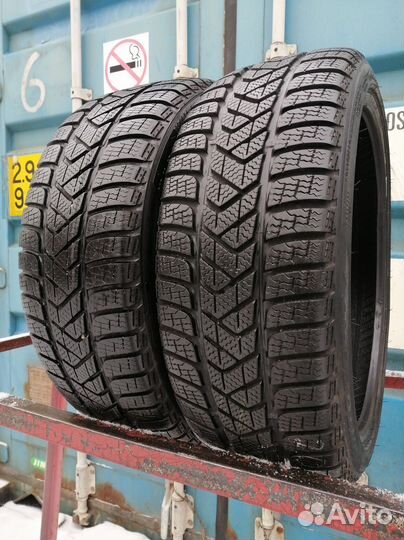 Pirelli Winter Sottozero 3 205/40 R18 86V