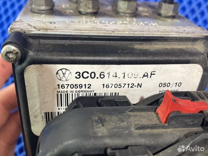 Блок ABS pasat b6 CC b7