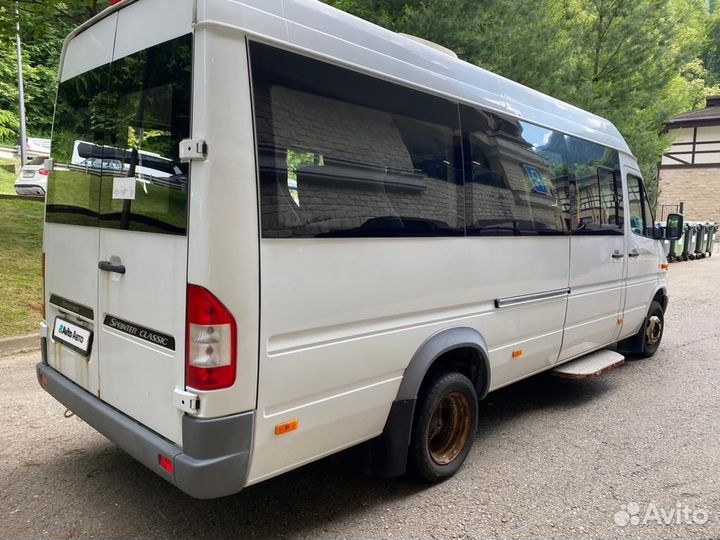 Mercedes-Benz Sprinter микроавтобус, 2016