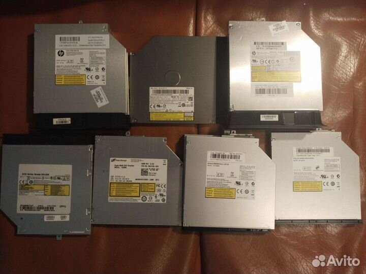 Внутренние дисководы DVD-R/RW SATA для ноутбука