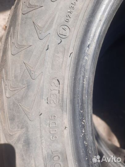 Nokian Tyres Hakkapeliitta 7 215/55 R17