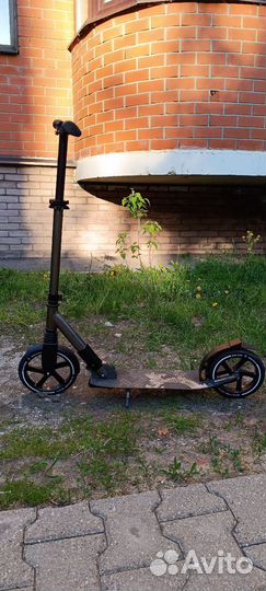 Самокат maxiscoo 