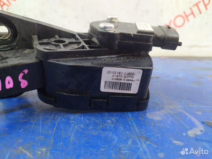 Педаль газа Hyundai Solaris RB G4FA 2010-2017