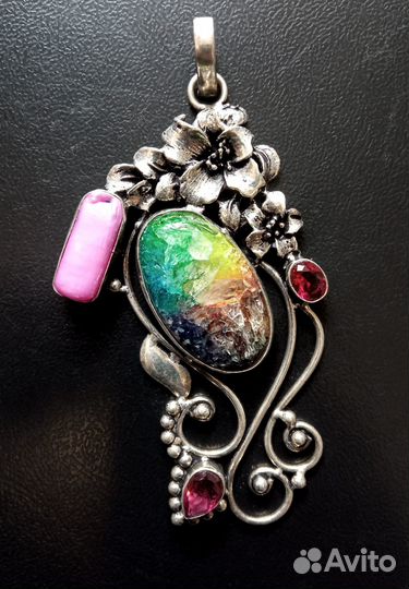 Кулоны, подвески