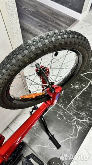 Детский велосипед 16