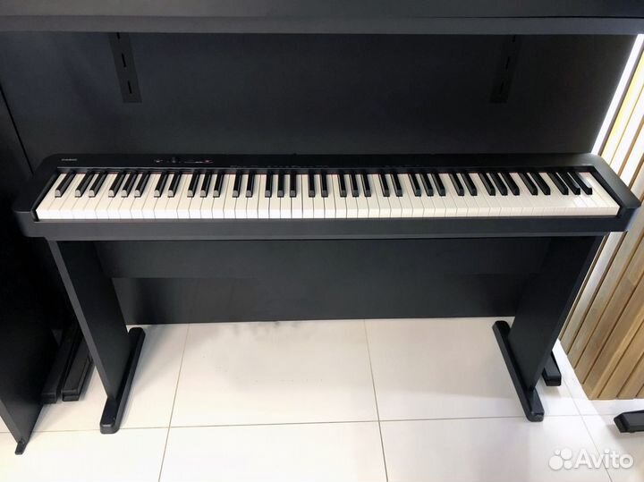 Цифровое пианино Casio + Аксессуары