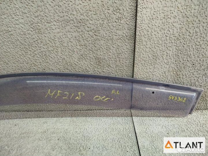 Ветровик передний левый suzuki MR wagon