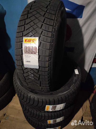 Pirelli Ice Zero FR 235/60 R18 107H