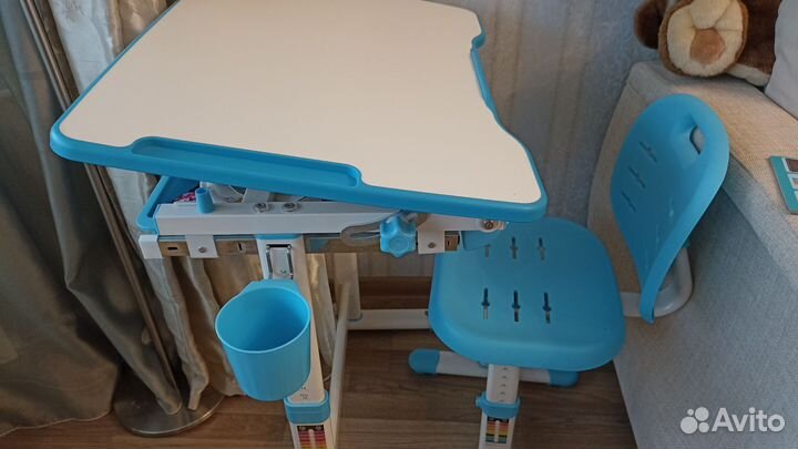Детский стол и стул растущая парта