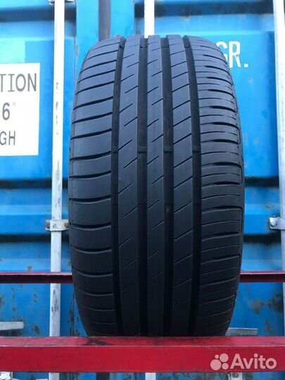 Goodyear EfficientGrip Performance 225/40 R18 92W