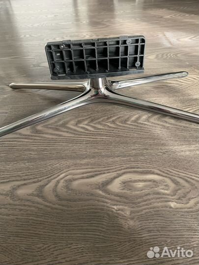 Подставка под телевизор