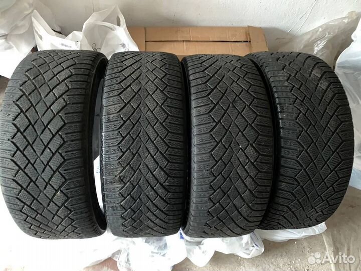 Continental ContiVikingContact 7 235/45 R18