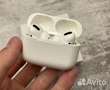 Airpods Pro с шумоподавлением