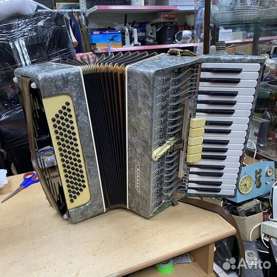 Аккордеон орион 2 в футляре СССР (сзр)