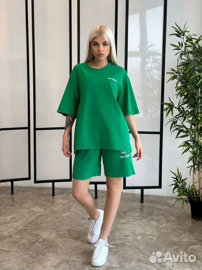 Костюм с шортами Arc'teryx