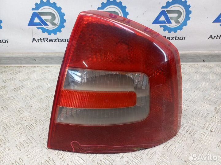 Фонарь задний правый Skoda Octavia A5 2.0 BKD 140