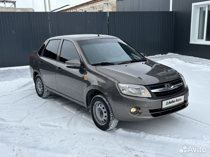 LADA Granta 1.6 МТ, 2017, 135 000 км