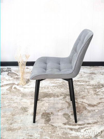 Кухонные стулья новые разные цвета