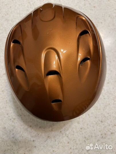 Горнолыжный шлем