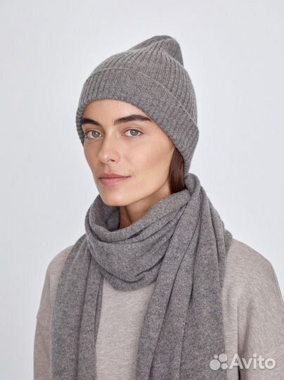 Комплект шапка и шарф