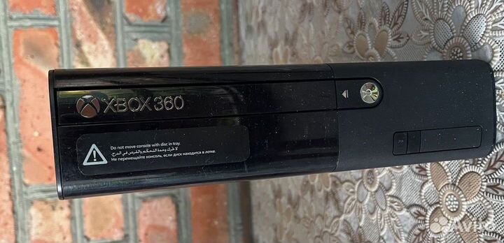 Xbox 360E 500gb + kinect