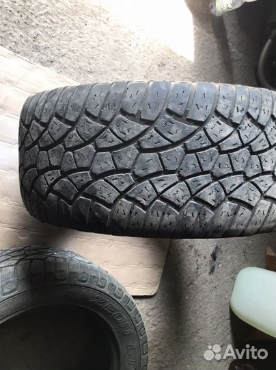 Cooper Cobra GTZ 305/50 R20 26J