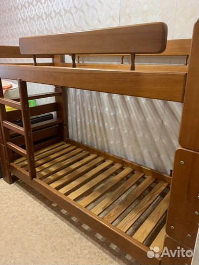 Двухъярусная детская кровать деревянная бу