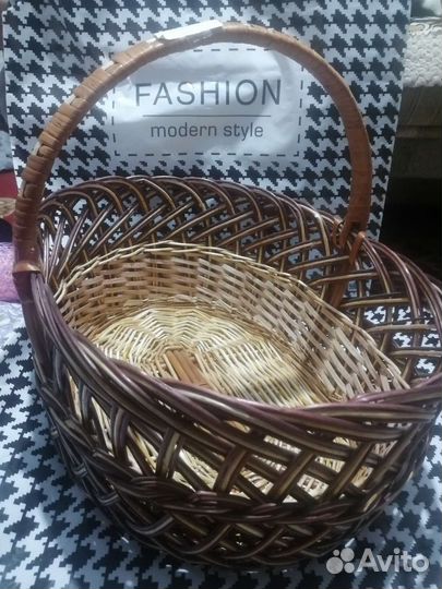 Корзина плетеная большая