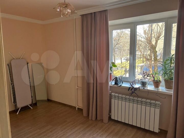 2-к. квартира, 55 м², 2/5 эт.