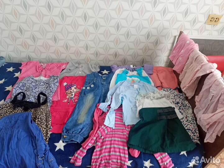 Вещи пакетом д/девочки 4-5 лет