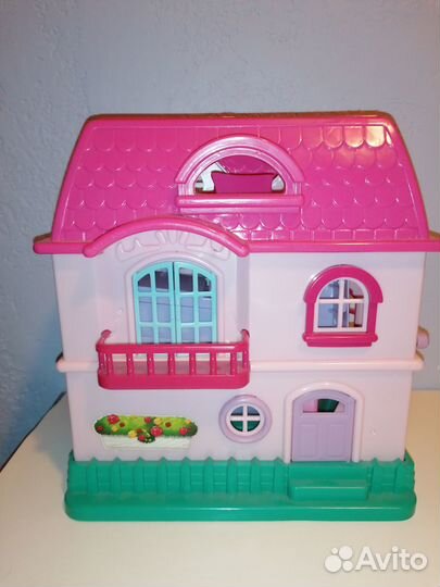 Домик кукольный