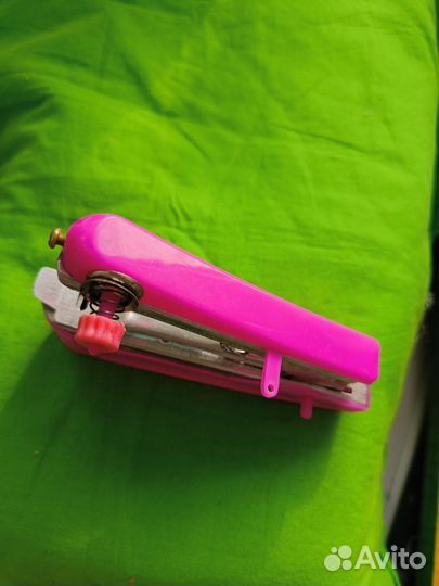 Швейная машинка ручная новая