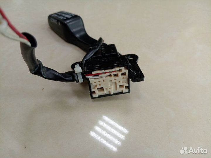 Подрулевой переключатель Toyota Rav 4 внедорожник