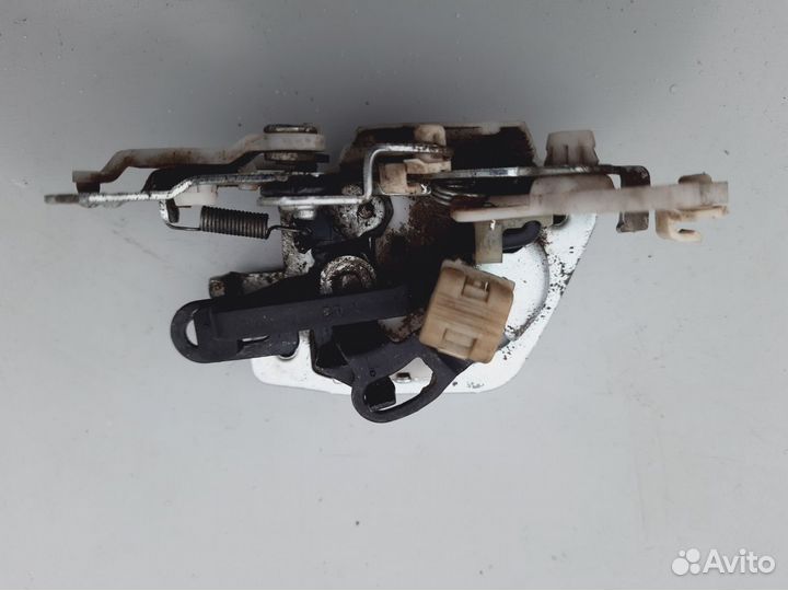 Замок задней левой двери Daewoo Matiz