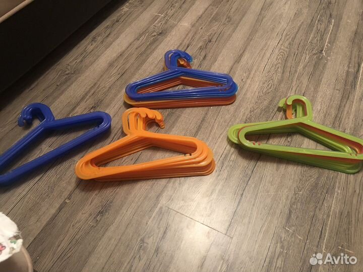 Вешалки плечики IKEA детские