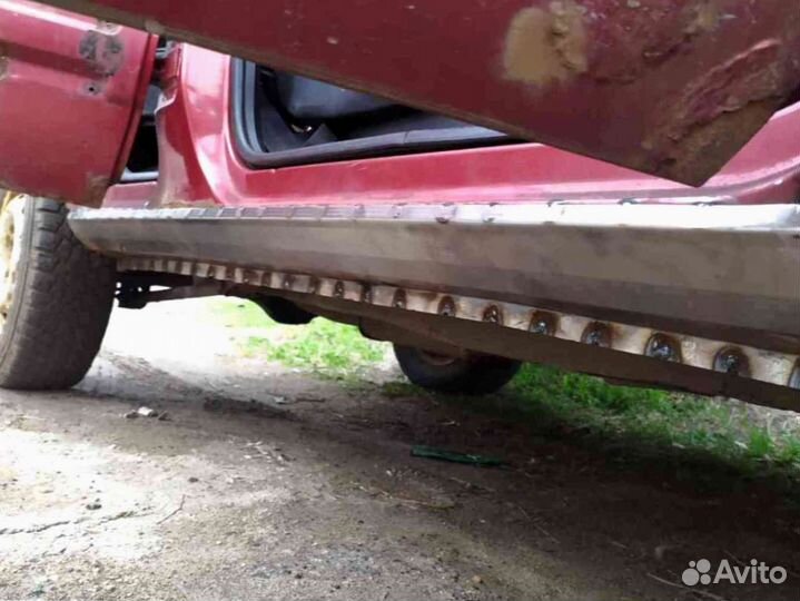 Пороги для Chevrolet Niva 1998-2020 (21236)